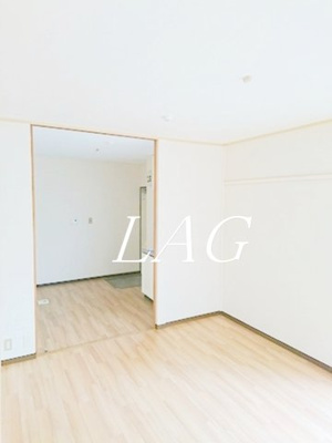 【居間・リビング】 | トライアングル | 洋室のお部屋です。
