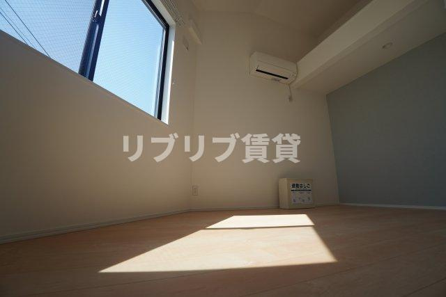 Stella本千葉の居間・リビング