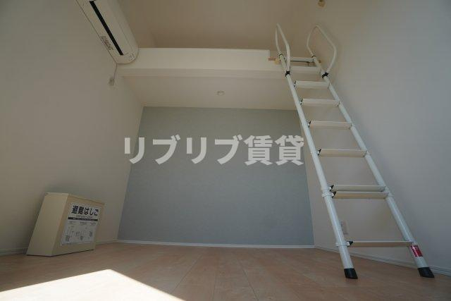 Stella本千葉の居間・リビング