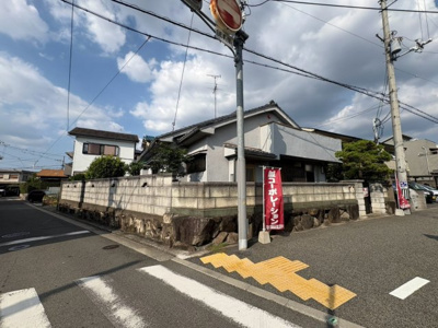 【前面道路含む現地写真】 | 上野芝町４丁　売土地 | 霞ヶ丘公園！気軽な近さでお散歩コースやジョギングコースにもいいですね♪気分もリフレッシュされますよ♪