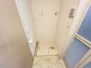 サクラーレの玄関|洗濯機置場（イメージ）