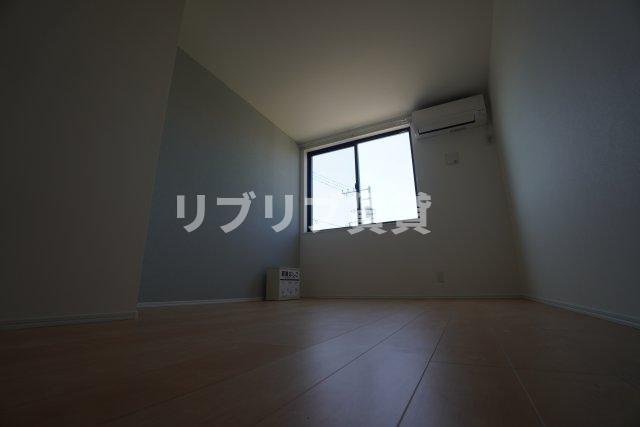 Stella本千葉の居間・リビング