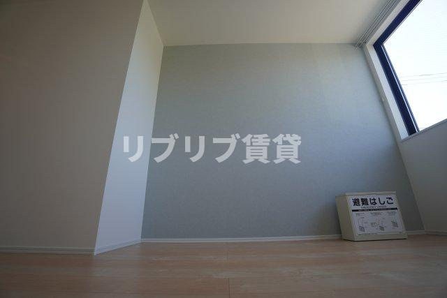 Stella本千葉の居間・リビング