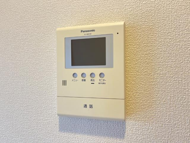 サンパレス伏石Ⅱの内装|カメラ付インターホン