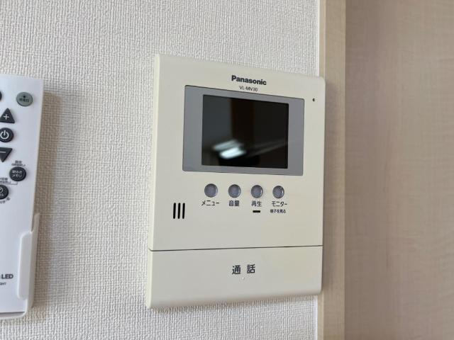 ソラールの内装|カメラ付インターホン