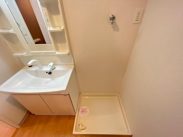 ラフィネの洗面所|洗濯機置場