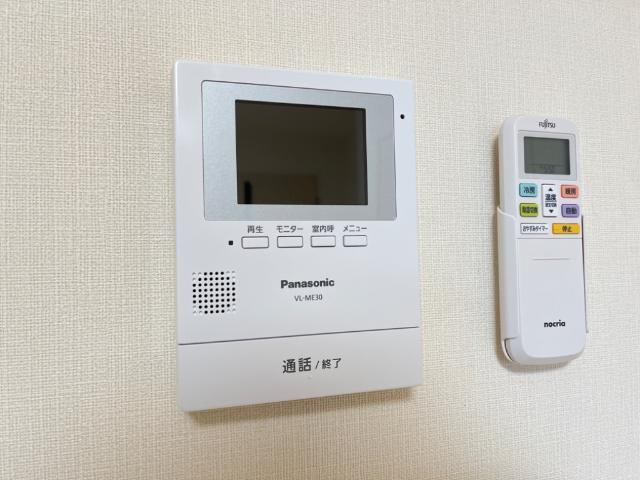 リーゾスの内装|カメラ付インターホン