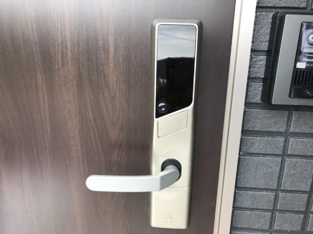 リーゾスの内装|EDロック