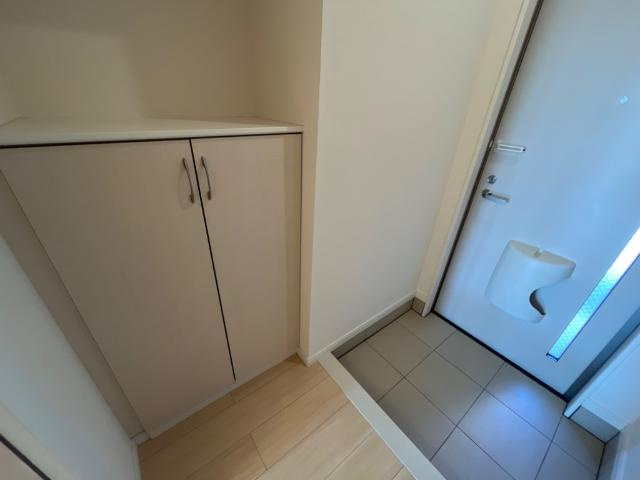 ベース新田南の玄関|玄関