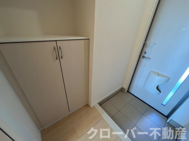 ベース新田南の玄関|玄関