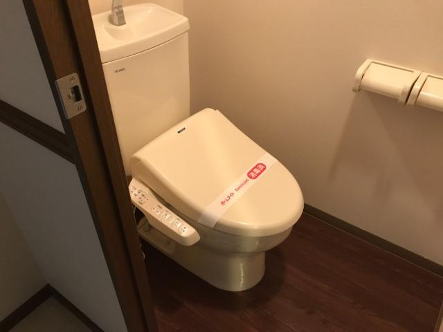 ワンダーハウス　Ａのトイレ|シャワー付トイレ