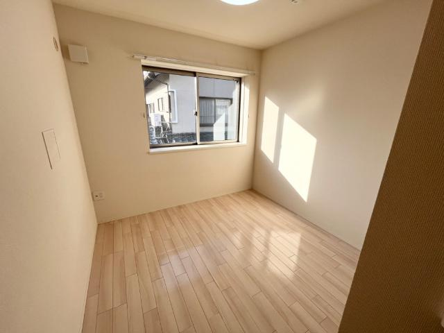 ベース新田南 Ⅱの内装|室内