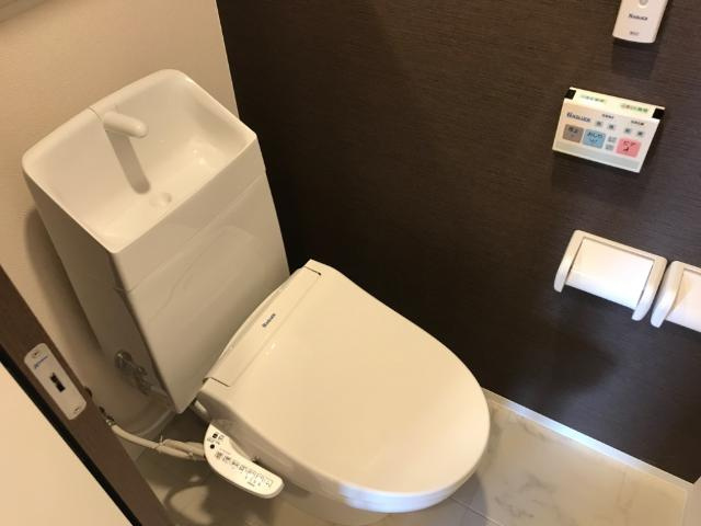 フェリーチェ元山のトイレ|シャワー付トイレ