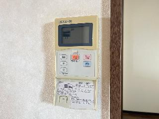 エル　２１の設備|温水器パネル（イメージ）