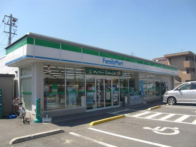 ラッフィナートの周辺|ファミリーマートレインボー通り店まで366ｍ