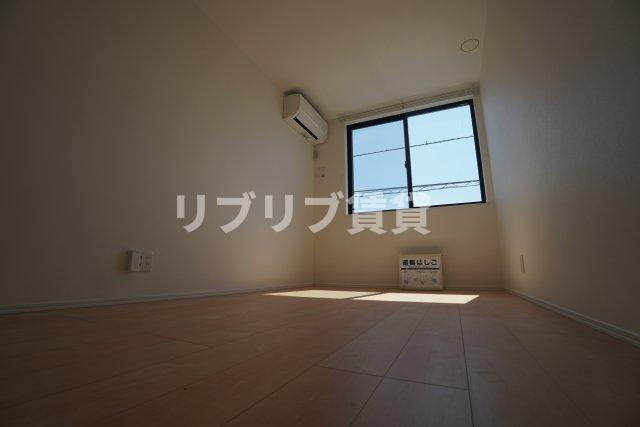Stella本千葉の居間・リビング