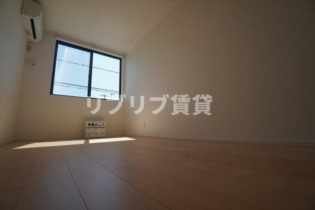 Stella本千葉の居間・リビング