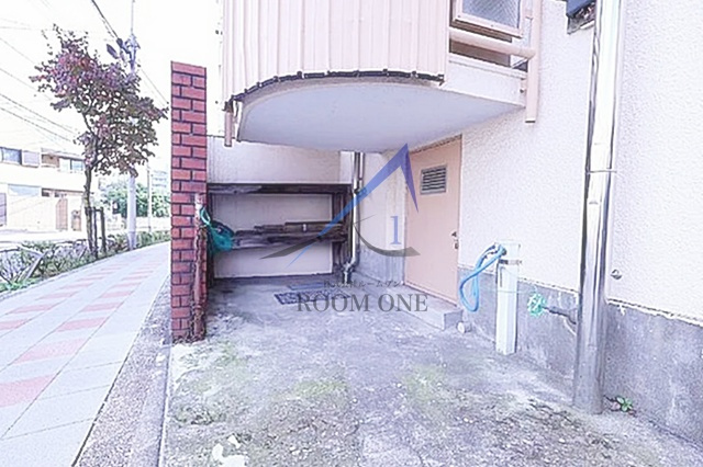 駒留マンション のその他共用部分|共用通路です。