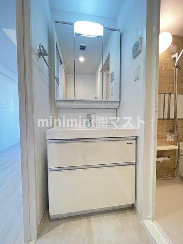 大阪市浪速区元町１丁目の賃貸マンションの洗面所