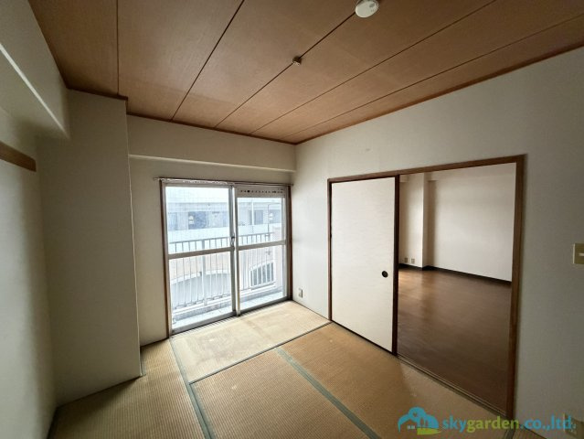 朝日本厚木マンションの和室
