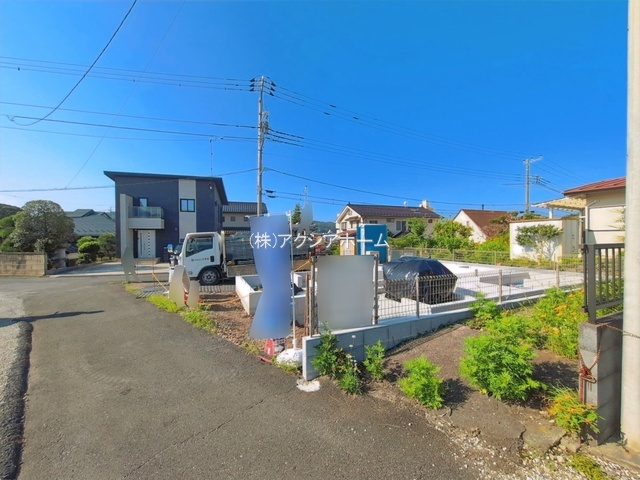 入間市野田・全1棟　新築一戸建　～並列駐車2台可～の前面道路含む現地写真|2026年8月24日撮影