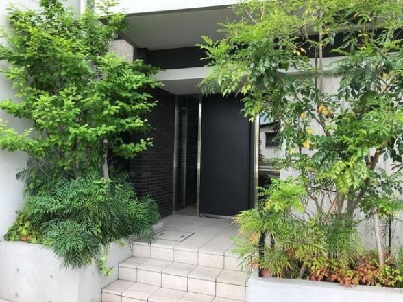 【エントランス】House Avenue 柿の木坂