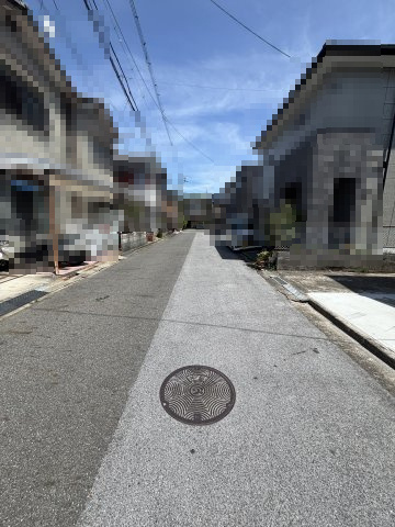 【前面道路含む現地写真】の画像