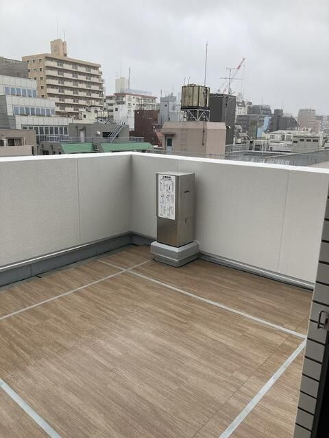 ファインクレスト巣鴨のバルコニー