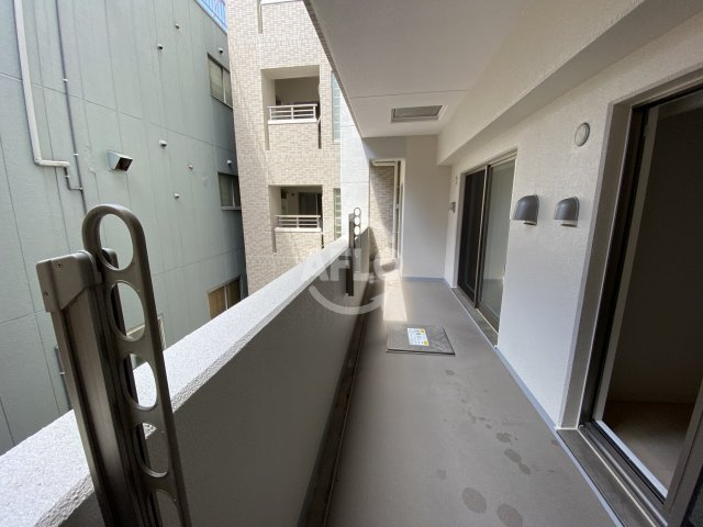 アシュランス新町　堀江小学校の展望|アシュランス新町　バルコニースペース