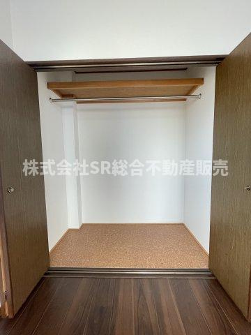 吉松2丁目中古戸建の収納|お洋服もたくさん収納できます！