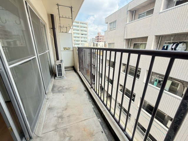 栄ビル|名古屋市の賃貸ならMy賃貸のバルコニー|栄ビル　※ルームクリーニング前