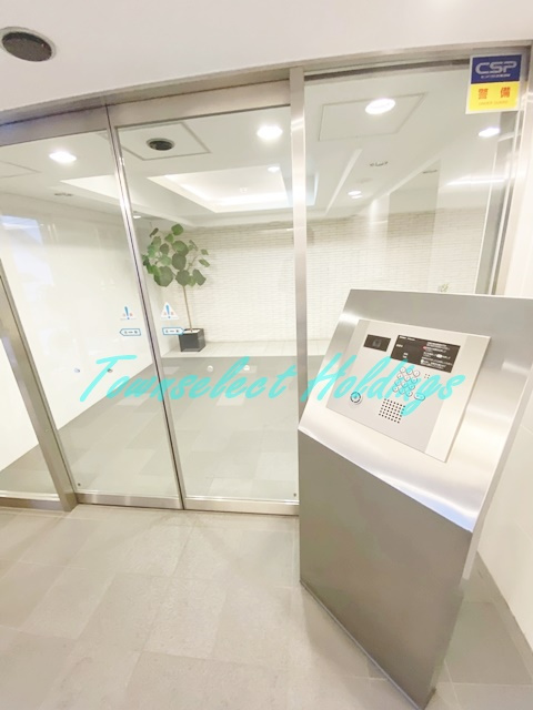 藤沢市藤沢の賃貸マンションのエントランス