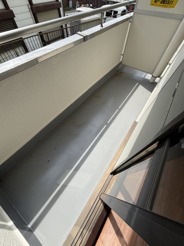川崎市多摩区菅１丁目の賃貸マンションのバルコニー