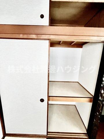 五月田町　戸建の収納