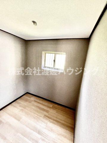 五月田町　戸建の寝室