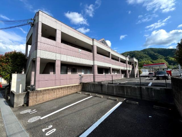 【外観】 | ポルトファミリア | 外観写真（昼）