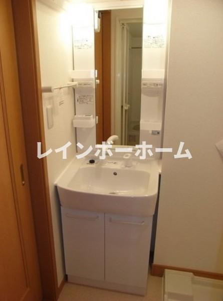 【仲介手数料：50％OFF】対象物件！の独立洗面台