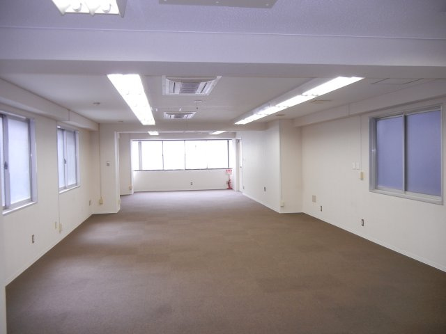 グラン・ビルド岩城の内装