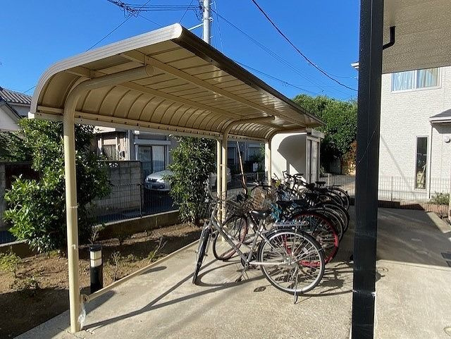 レオパレス西船ガーデンコートのエントランス