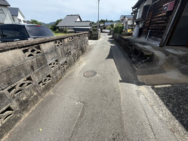 多久市南多久町　平屋の前面道路含む現地写真