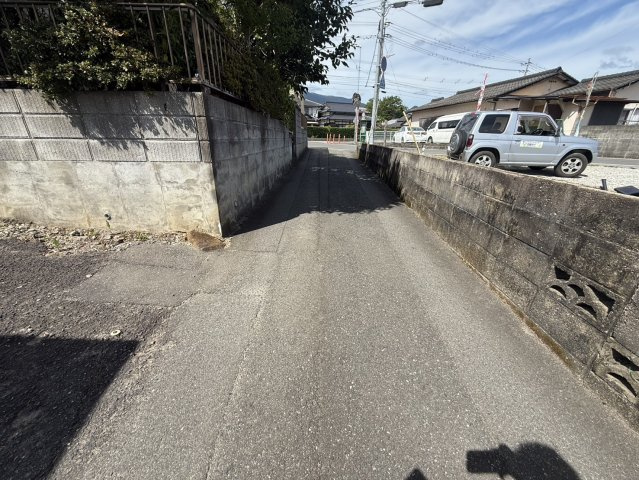 多久市南多久町　平屋の前面道路含む現地写真