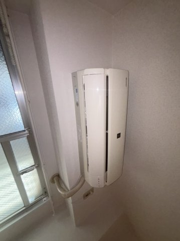 ホワイトハイツカドタ