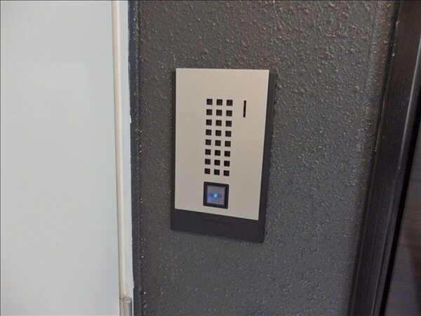 アーバンライフ名駅ウエストの玄関