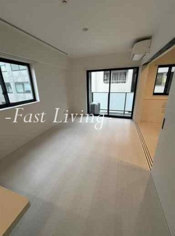 TAZ Buildingの居間・リビング