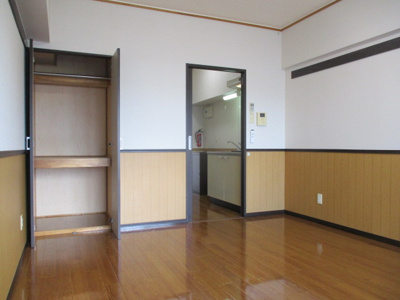 【洋室】 | セレクション壺屋 | 写真は別のお部屋となっております。