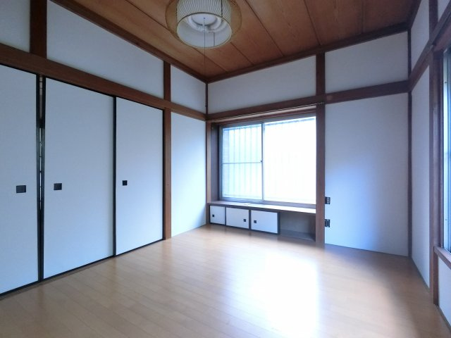 【寝室】