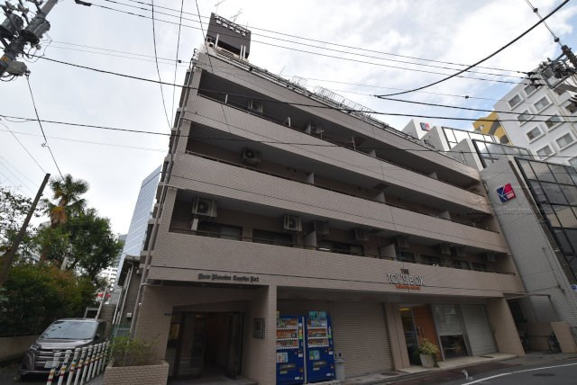 【現況写真】 | ライオンズマンション鉄砲洲第二 | さほど大きなサイズではありませんが、清潔感があり、好感の持てるマンション外観。ぜひ一度、現地でご覧ください。～即日のご見学可能～　お問合せはお気軽にどうぞ。