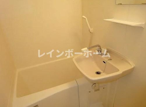 アヴニールＫ壱番館の浴室|日々の暮らしに欠かせないお風呂です