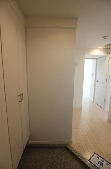 【玄関】グランドコンシェルジュ用賀アジールコート