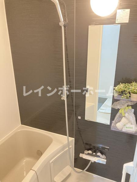 ホープアイランドの浴室|ゆったり過ごせるお風呂です